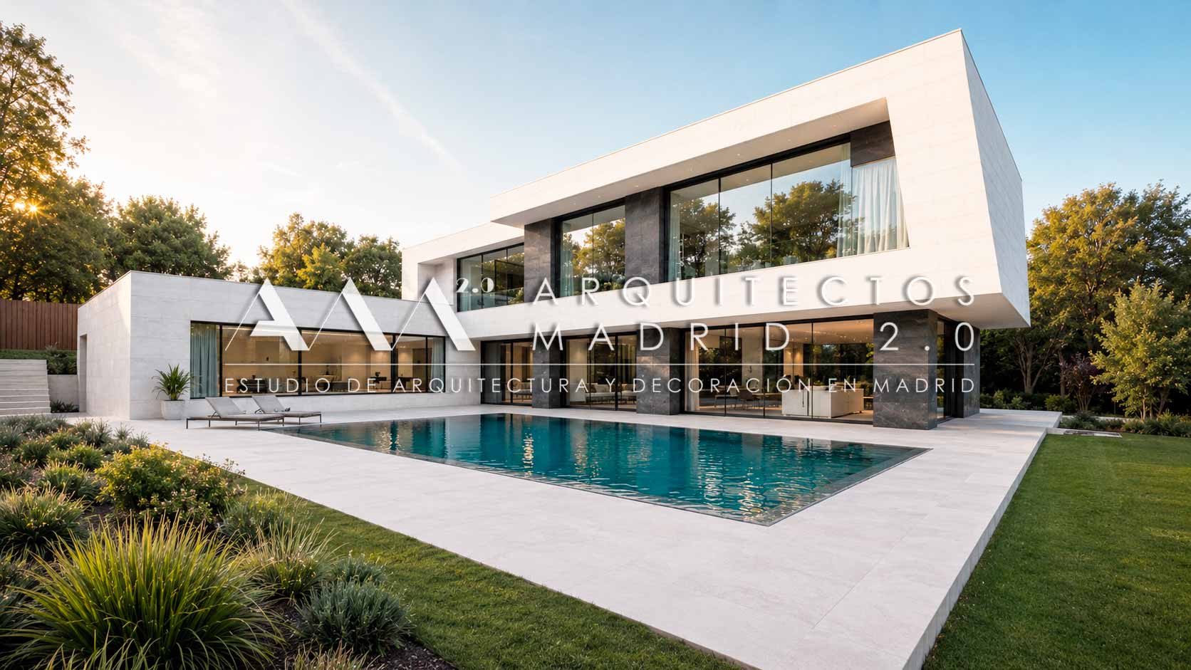 Proyecto reforma integral de chalet, villa y vivienda unifamiliar en Madrid con parcela, jardín, piscina, terraza, eficiencia e interiorismo