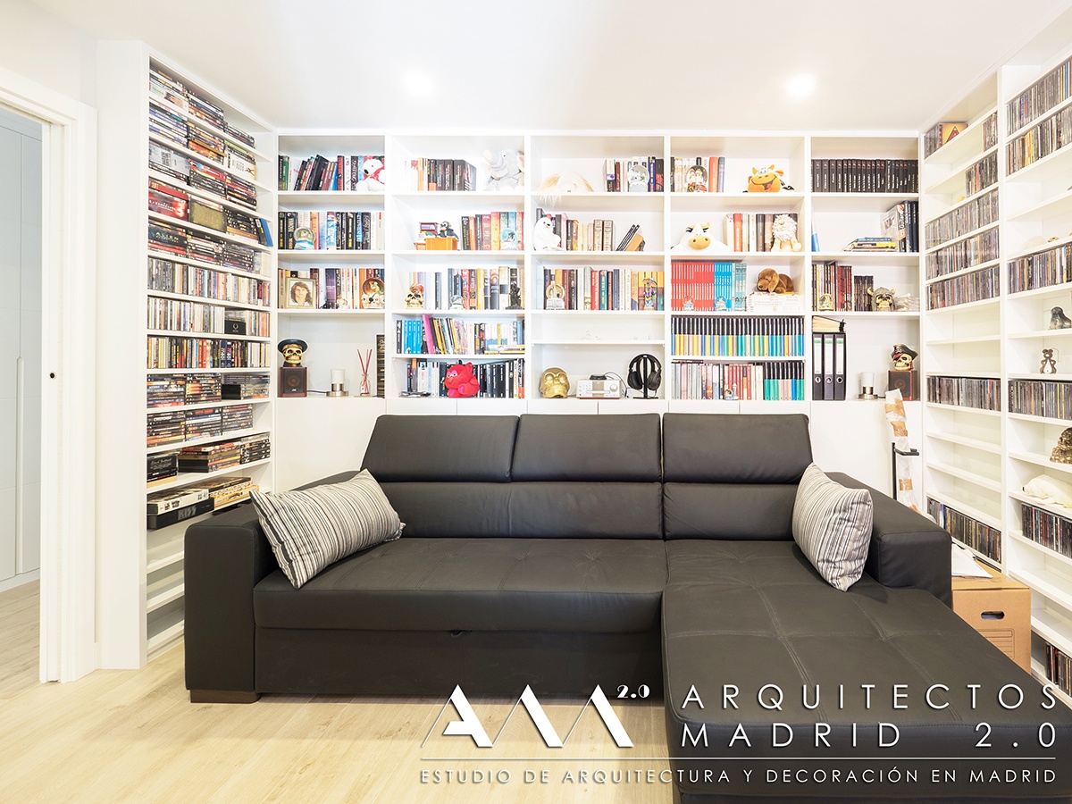 ideas-decoracion-despacho-libreria-estanteria-madera-blanca-reforma-casa-madrid-03