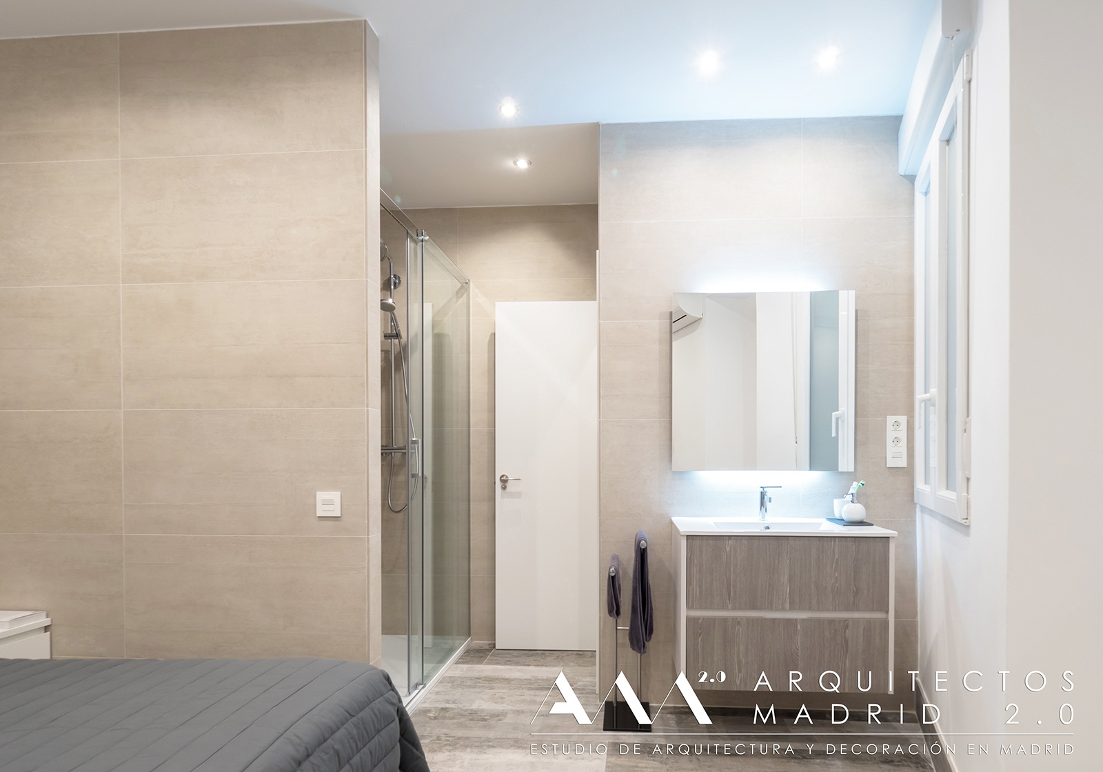 ideas-reformas-pisos-pequenos-viviendas-casas-decoracion-suelos-ceramicos-imitacion-madera-05