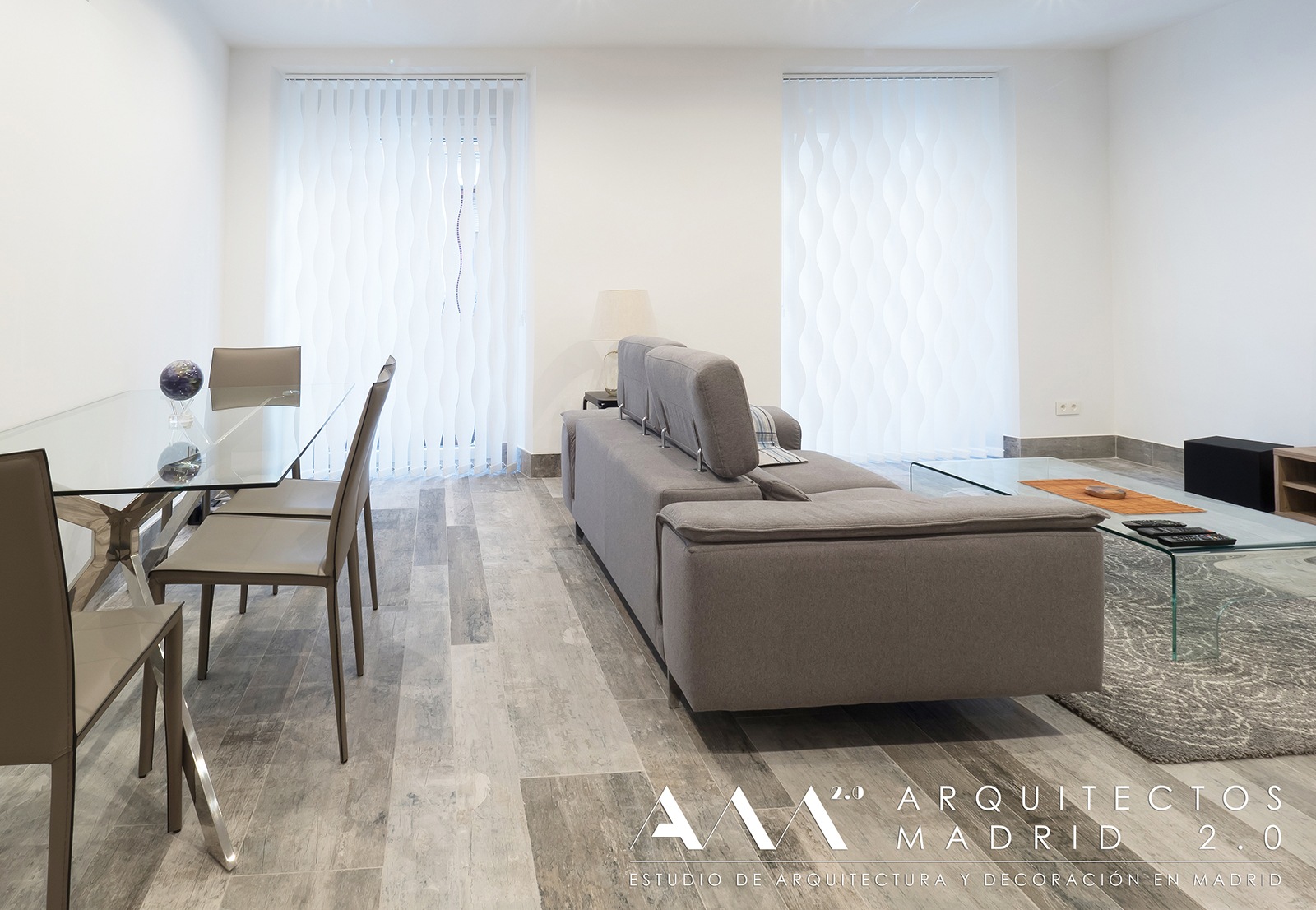 ideas-reformas-pisos-pequenos-viviendas-casas-decoracion-suelos-ceramicos-imitacion-madera-14