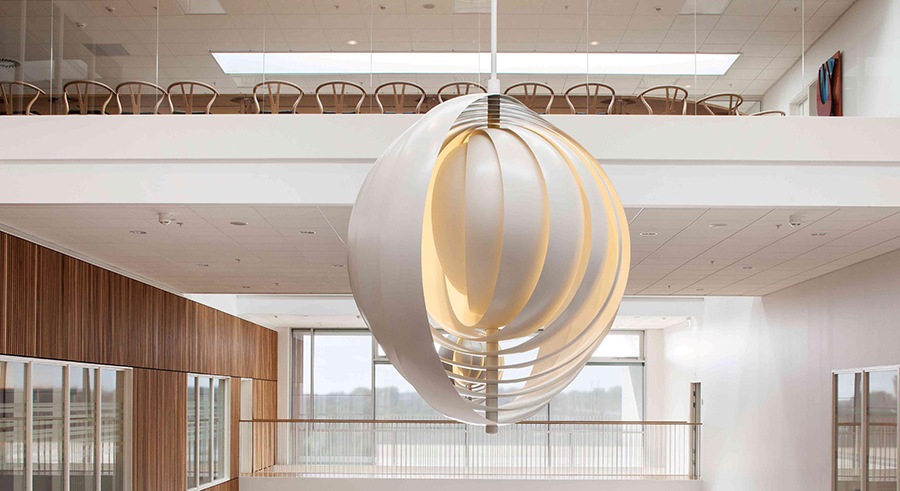 lampara-diseno-suspendida-techo-moon