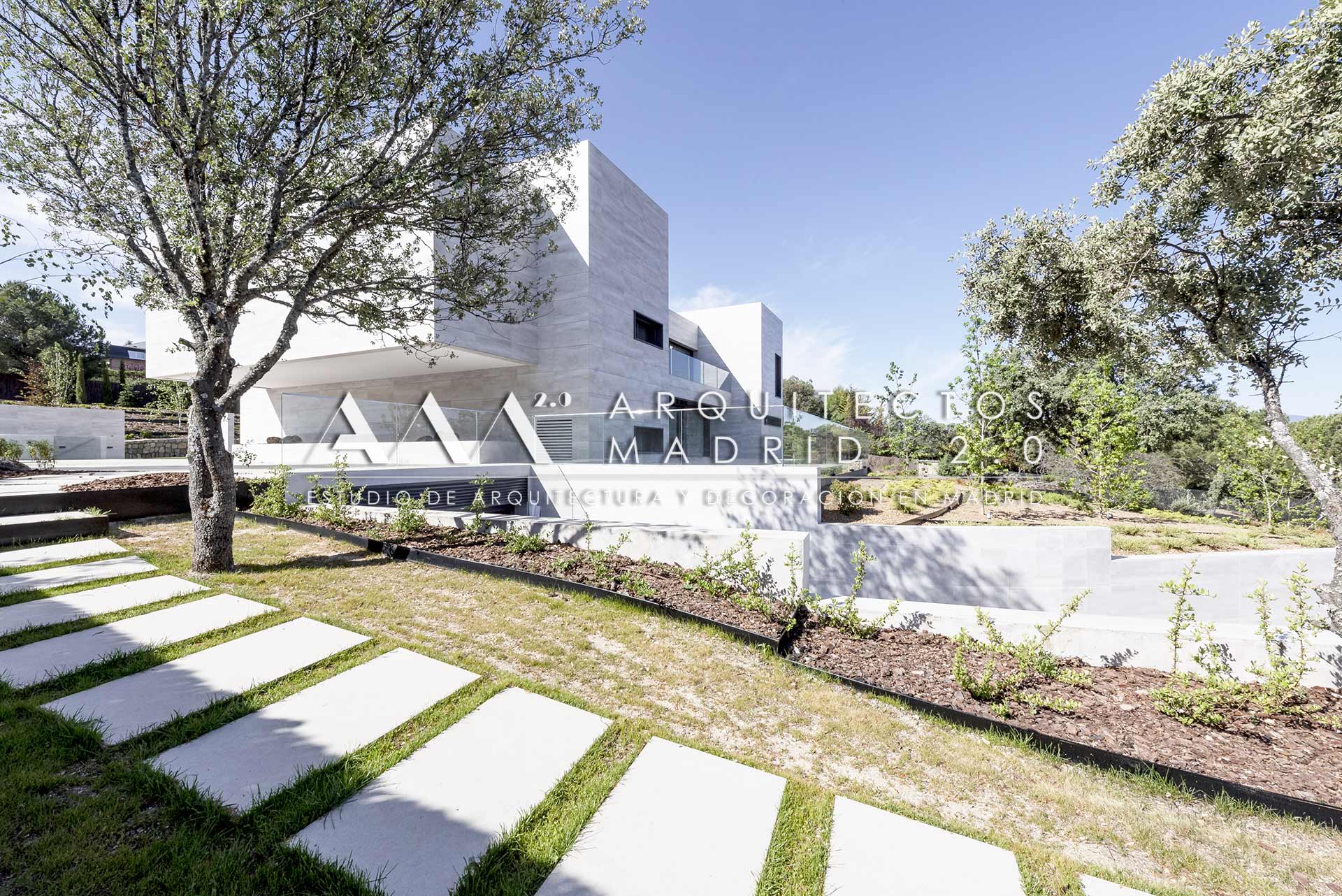 proyecto-arquitectura-construccion-vivienda-unifamiliar-alta-gama-lujo-en-boadilla-del-monte-por-arquitectos-madrid