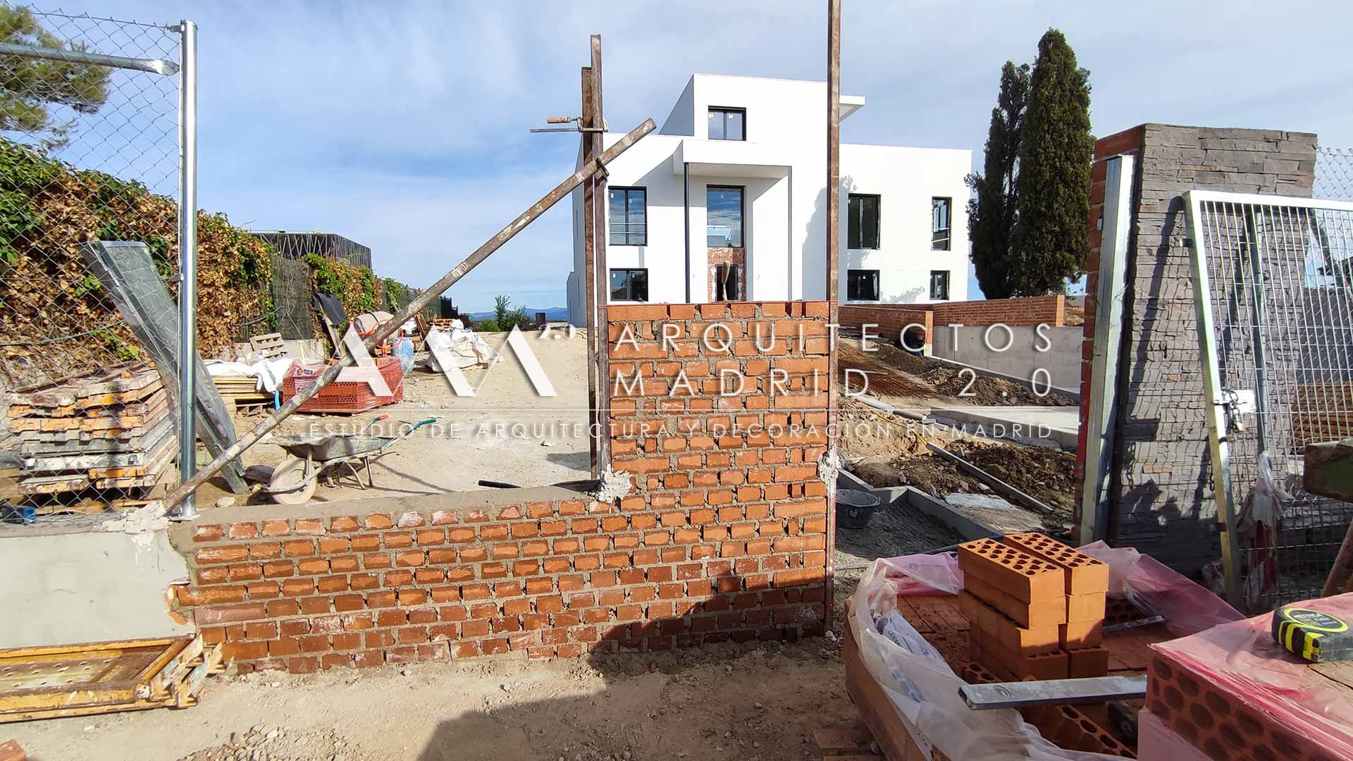 Comprar villa para reformar en La Moraleja con análisis técnico previo de arquitectos