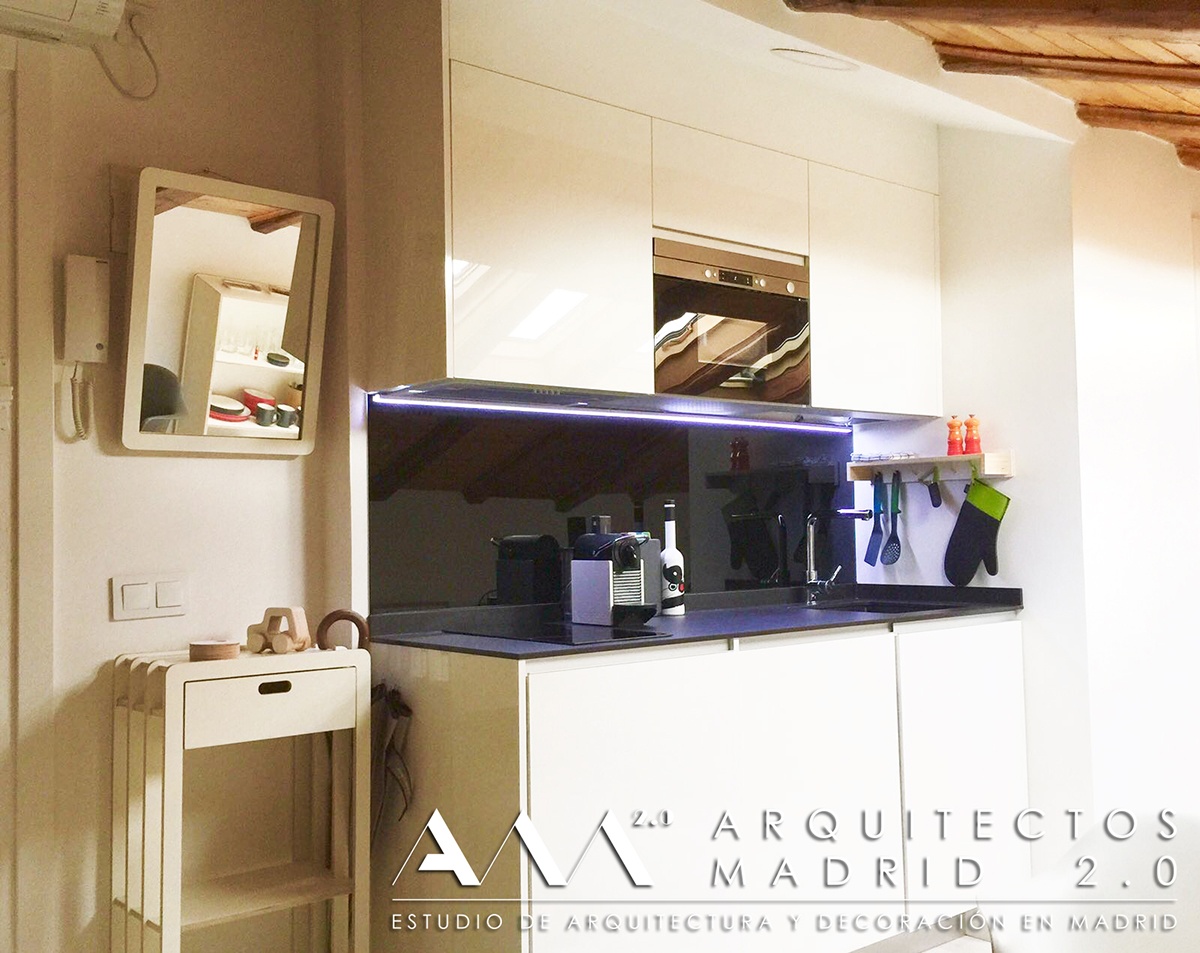 reforma buhardilla madrid alquiler vacacional decoracion hogar mobiliario