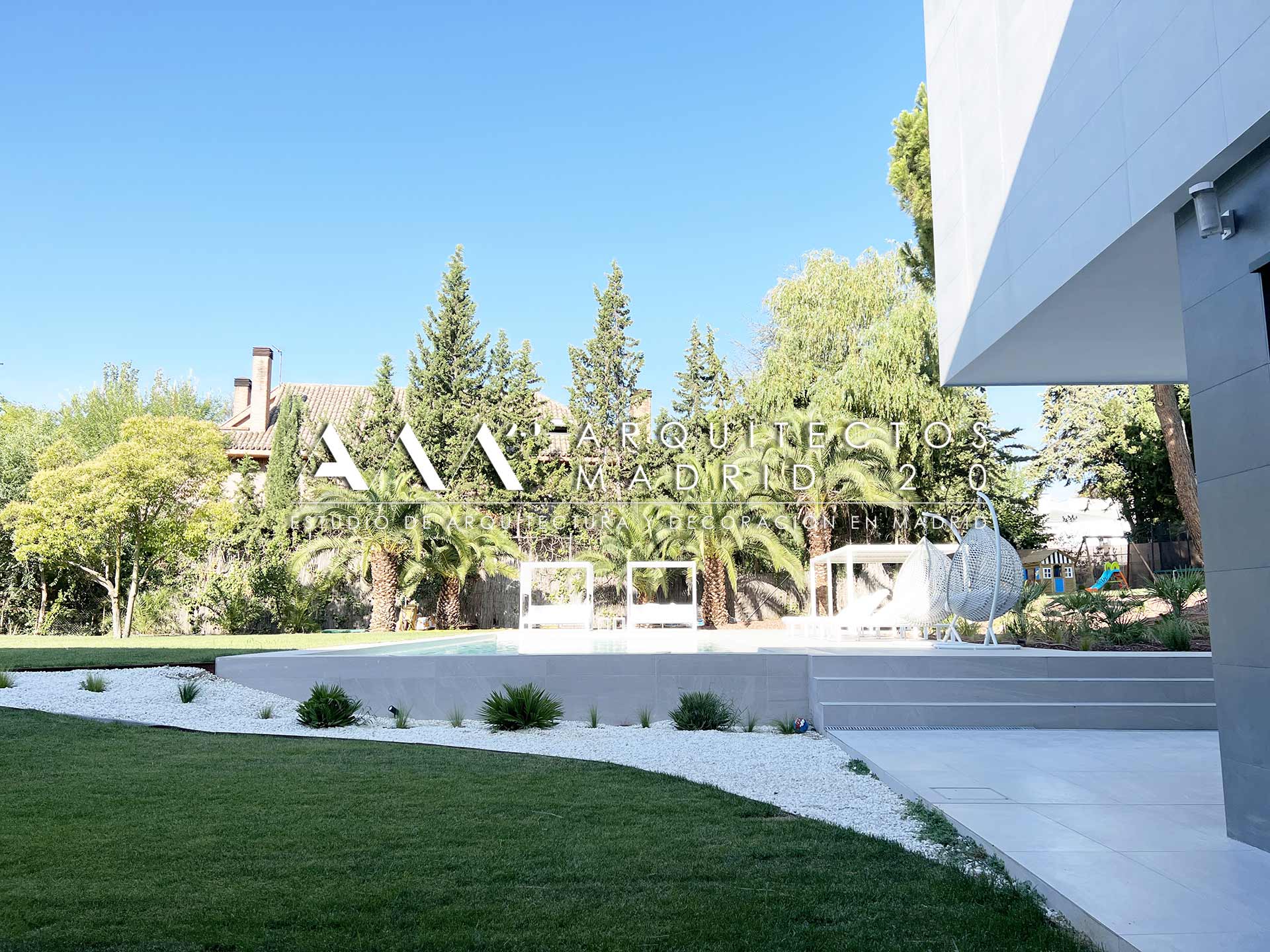 Interiorismo y arquitectura en vivienda unifamiliar de alta gama en Madrid