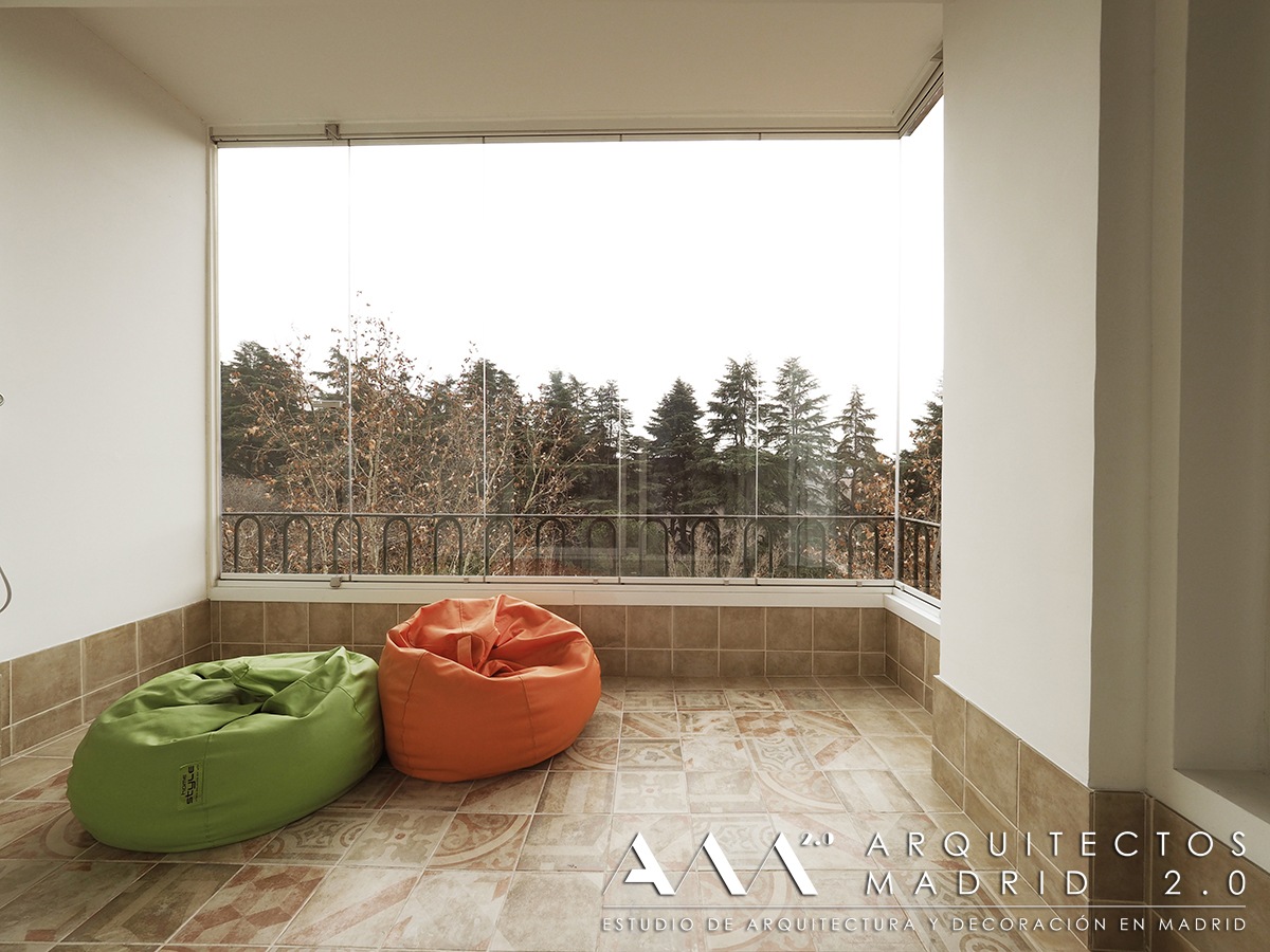 reforma-piso-100-m2-en-madrid-011-cortina-de-vidrio