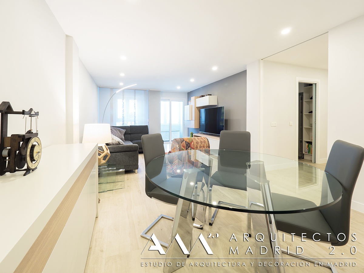 suelo-imitacion-madera-porcelanico-gres-reforma-vivienda-salon-02