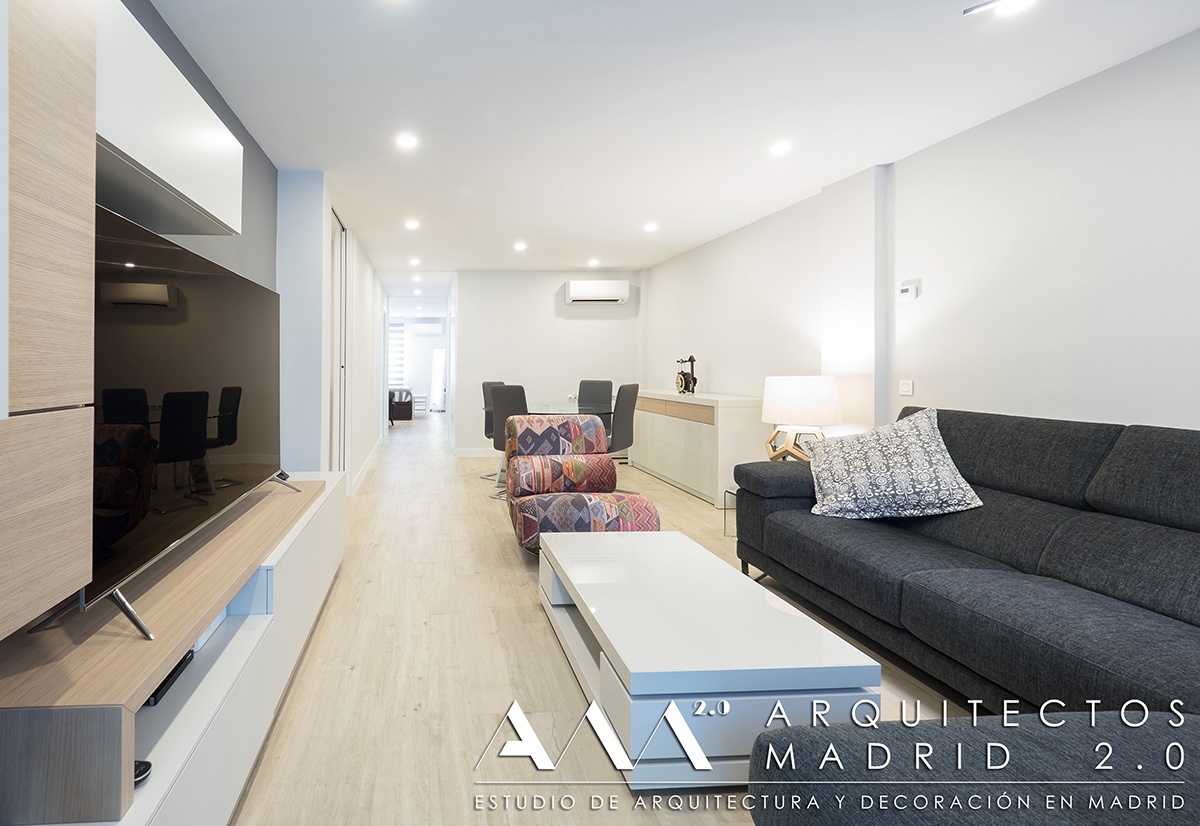 suelo-imitacion-madera-porcelanico-gres-reforma-vivienda-salon-04