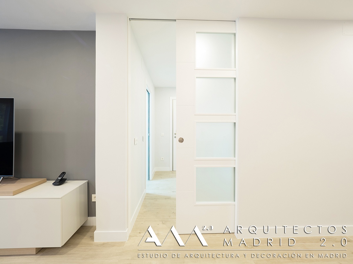 suelo-imitacion-madera-porcelanico-gres-reforma-vivienda-salon-07